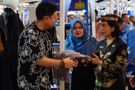 PESONA TAMBUN BUNGAI DI PALANGKA RAYA