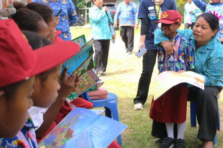 PENGUATAN LITERASI ANAK