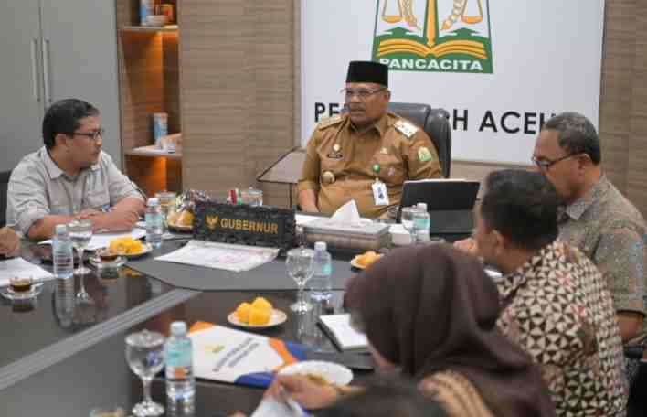 ARAHAN GUBERNUR PADA BPKS