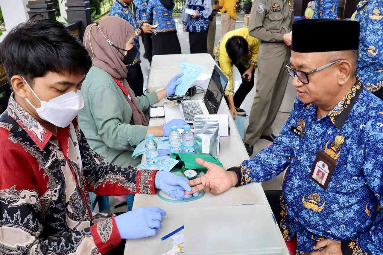 CEK GOLONGAN DARAH
