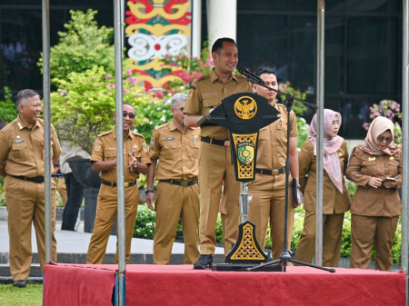 TINGKATKAN PROFESIONALITAS DAN INTEGRITAS