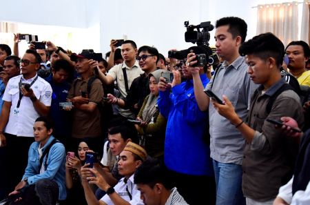 KONFERENSI PERS PENAS