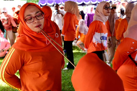 LOMBA KARET GELANG