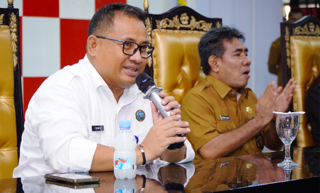 JADI TELADAN DI MASYARAKAT