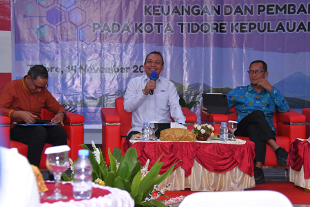 SAMPAIKAN  MATERI  