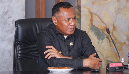 KOMITMEN DUKUNG VISI MISI PEMDA
