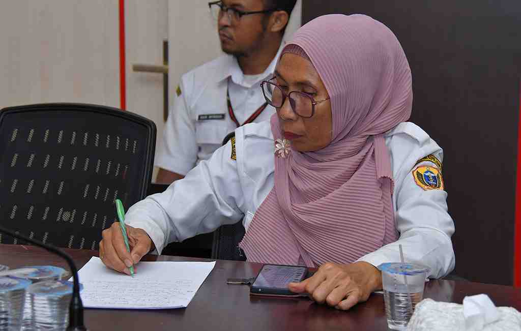 NOTULEN RAPAT 