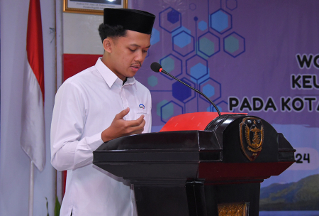 PEMBACAAN DOA 