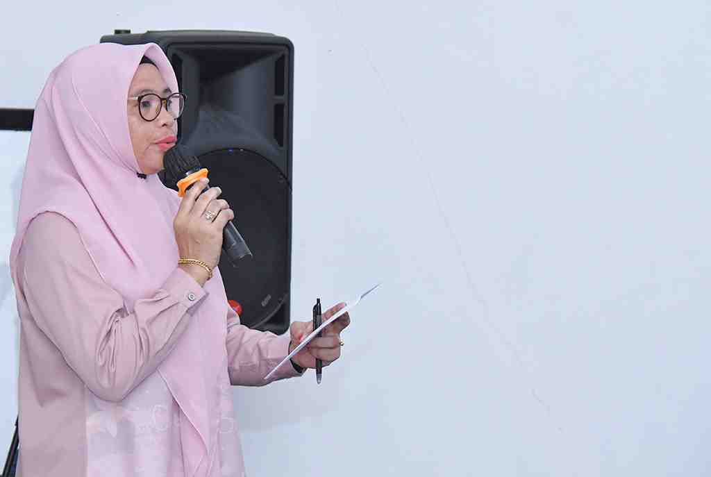 PEMBAWA ACARA