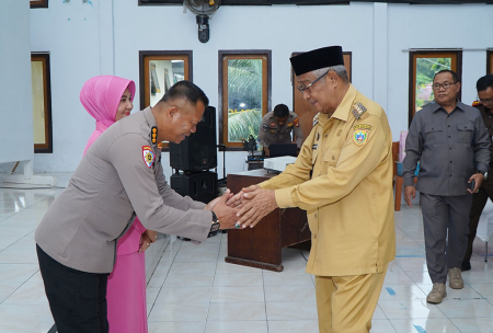 PELEPASAN WAKAPOLRESTA TIIDORE