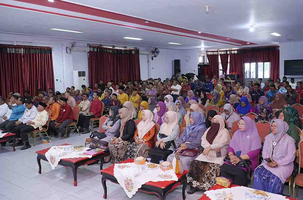 RAPAT EVALUASI KINERJA 