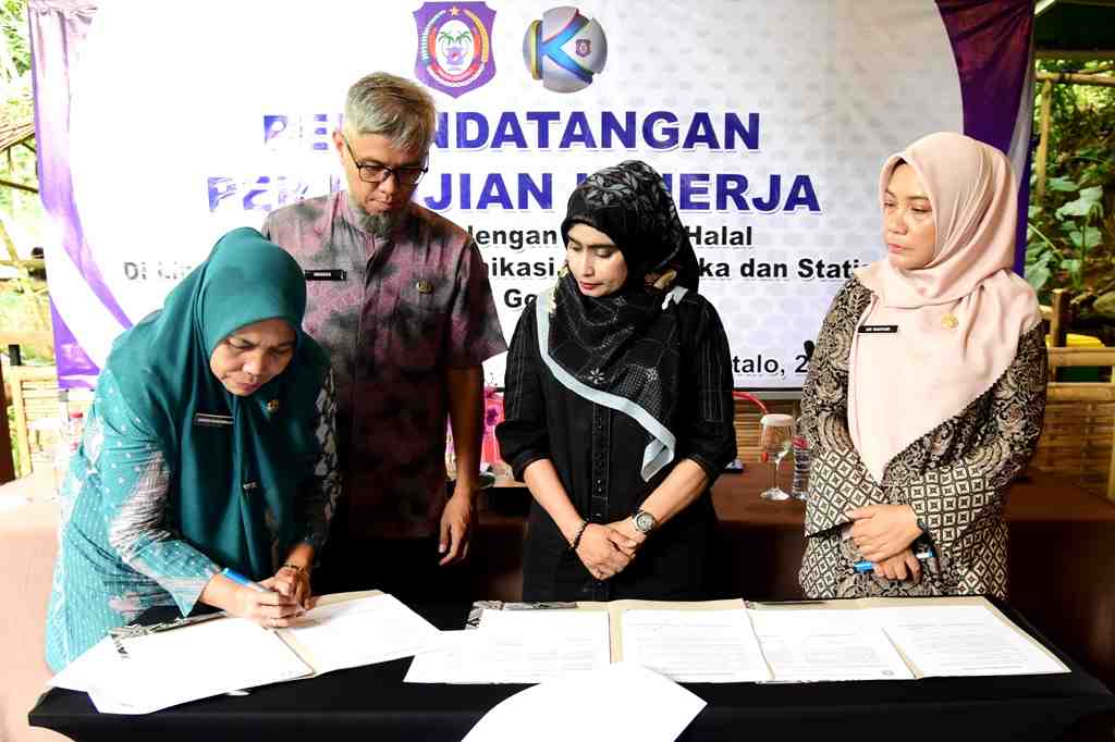 PK SEKRETARIAT DISKOMINFOTIK GORONTALO