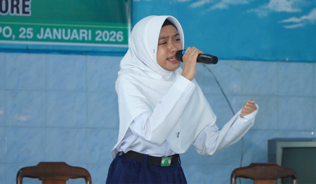 BACA PUISI
