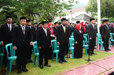 PELANTIKAN ADMINISTRATOR DAN PENGAWAS