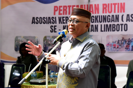 PELAYANAN TERBAIK UNTUK MASYARAKAT