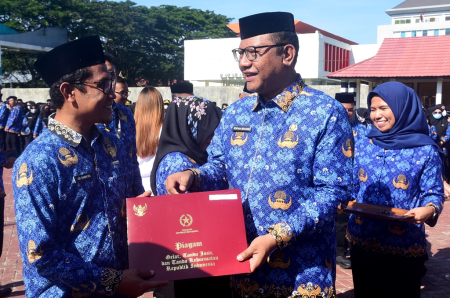 PIAGAMA SATYALANCANA KARYA SATYA
