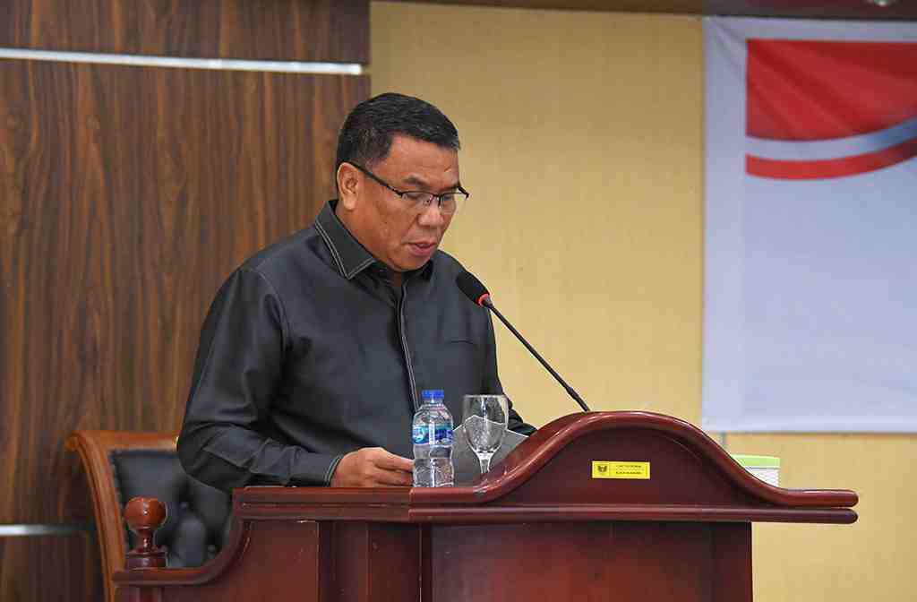 RAPAT PARIPURNA KE-10 PERSIDANGAN PERTAMA