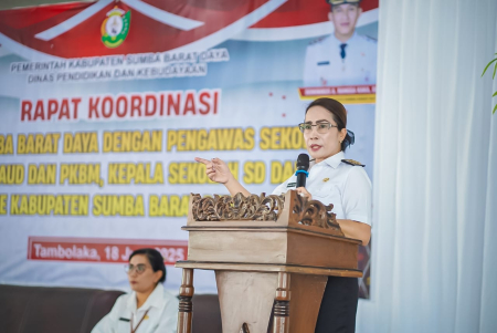 PIMPIN RAKOR KEPALA SEKOLAH