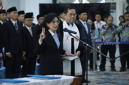 SUMPAH JANJI JABATAN SEKDA KALTENG