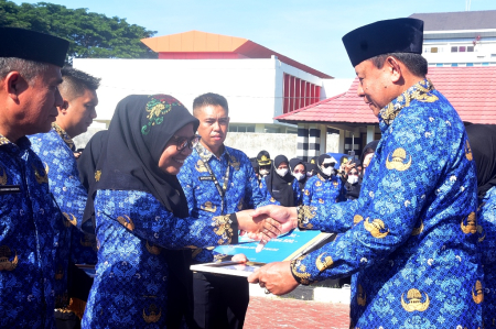 SERAHKAN SK PENSIUN