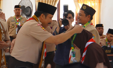 PENGALUNGAN TANDA PESERTA