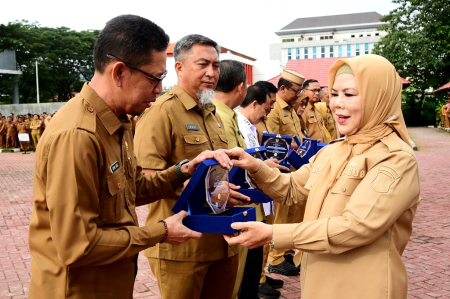 TROFI LAKIP TERBAIK