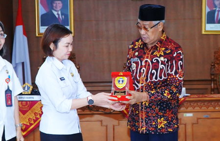 PENYERAHAN CENDRAMATA 