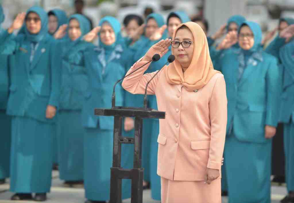ZIARAH MEMPERINGATI HARI IBU