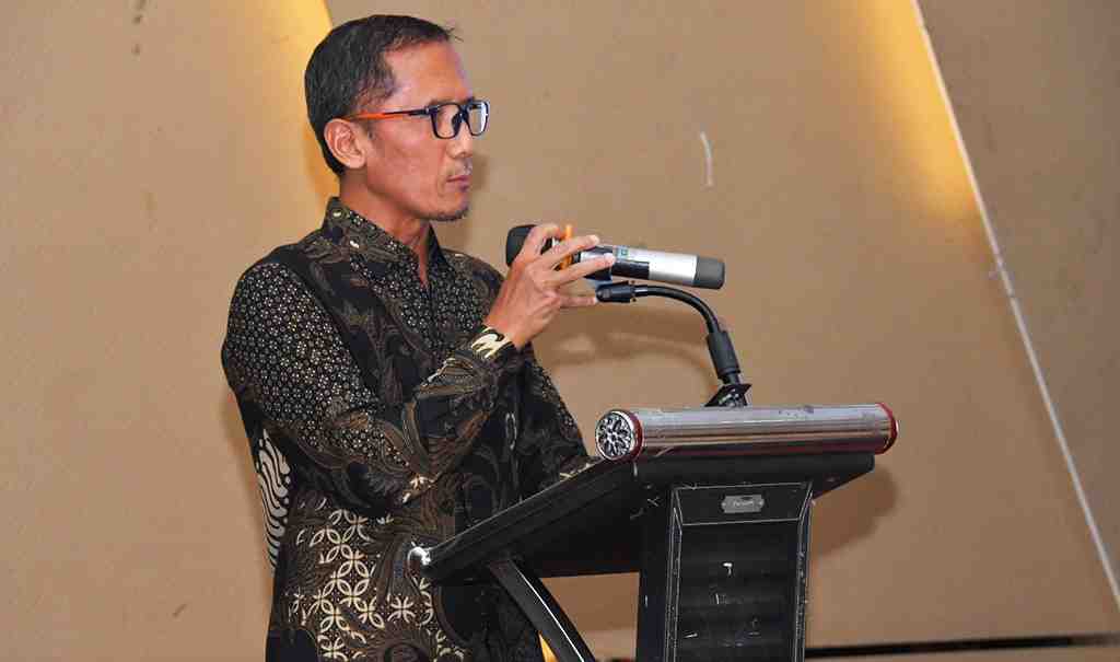 BERIKAN DAMPAK POSITIF BAGI MASYARAKAT