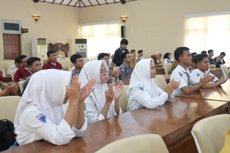 PELAJAR BOJONEGORO SELAMATKAN PANGAN