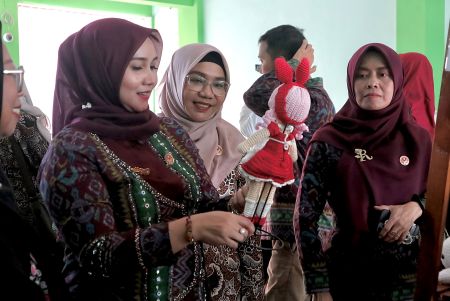 TINJAU PRODUK KERAJINAN LOKAL BOJONEGORO