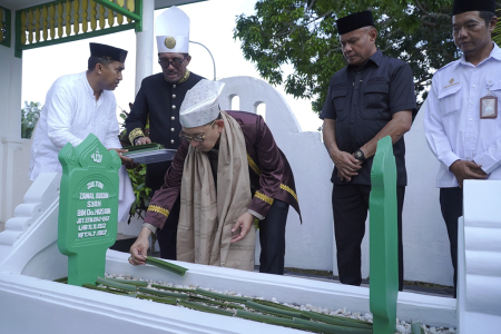 ZIARAH MAKAM PAHLAWAN