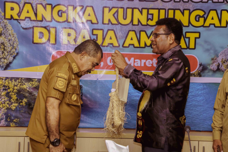 KALUNGAN NOKEN BIAK