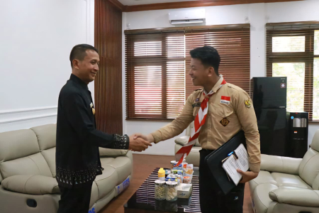 PRAMUKA PEJALAN KAKI KELILING INDONESIA