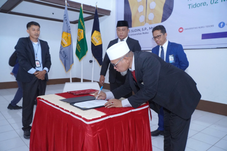 PELANTIKAN REKTOR UNIVERSITAS NUKU TIDORE