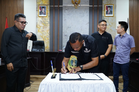 MOU PENGELOLAAN SENTRA INDUSTRI KELAPA AKELAMO
