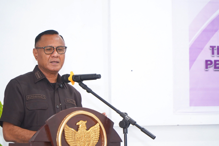 TINGKATKAN KUALITAS KESEHATAN MASYARAKAT