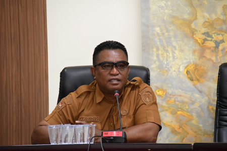 RAPAT PERSOALAN SAMPAH TIDORE