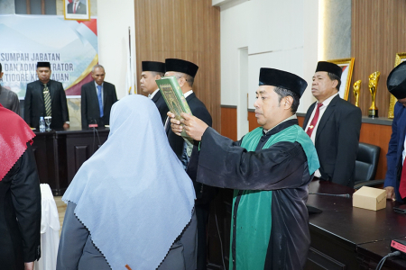 PELANTIKAN PEJABAT TINGGI PRATAMA
