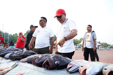 LOMBA MEMANCING HUT TNI
