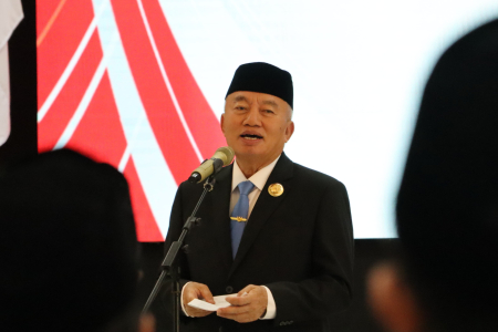 HADAPI TANTANGAN PEMBANGUNAN