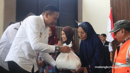 BANTUAN BAGI WARGA SEJAHTERA