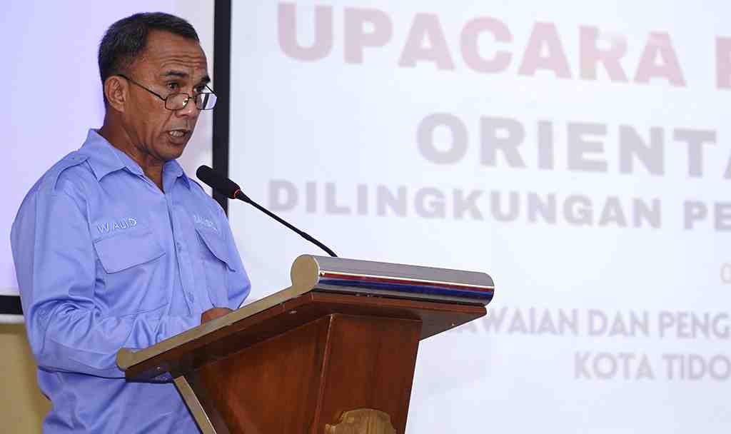 TINGKATKAN KUALITAS PELAYANAN PUBLIK