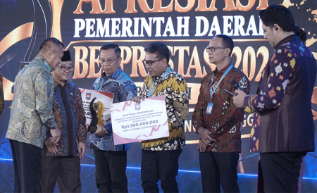 WUJUDKAN LINGKUNGAN YANG ASRI