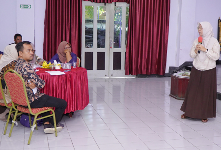 PENYAMPAIAN MATERI STUNTING
