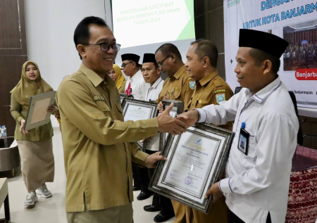 MAN 2 BANJAR RAIH SERTIFIKAT PJAS