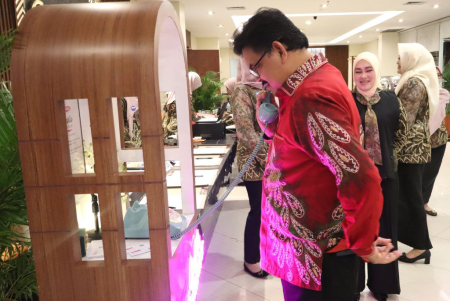 BERIKAN PESAN DAN KESAN