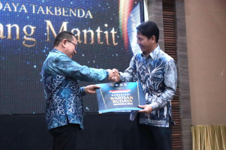 SERAHKAN SERTIFIKAT WARISAN BUDAYA TAKBENDA