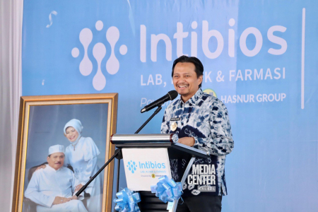 TINGKATKAN DERAJAT KESEHATAN MASYARAKAT
