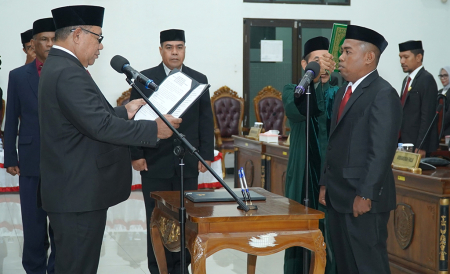 PENGUCAPAN SUMPAH JANJI PAW